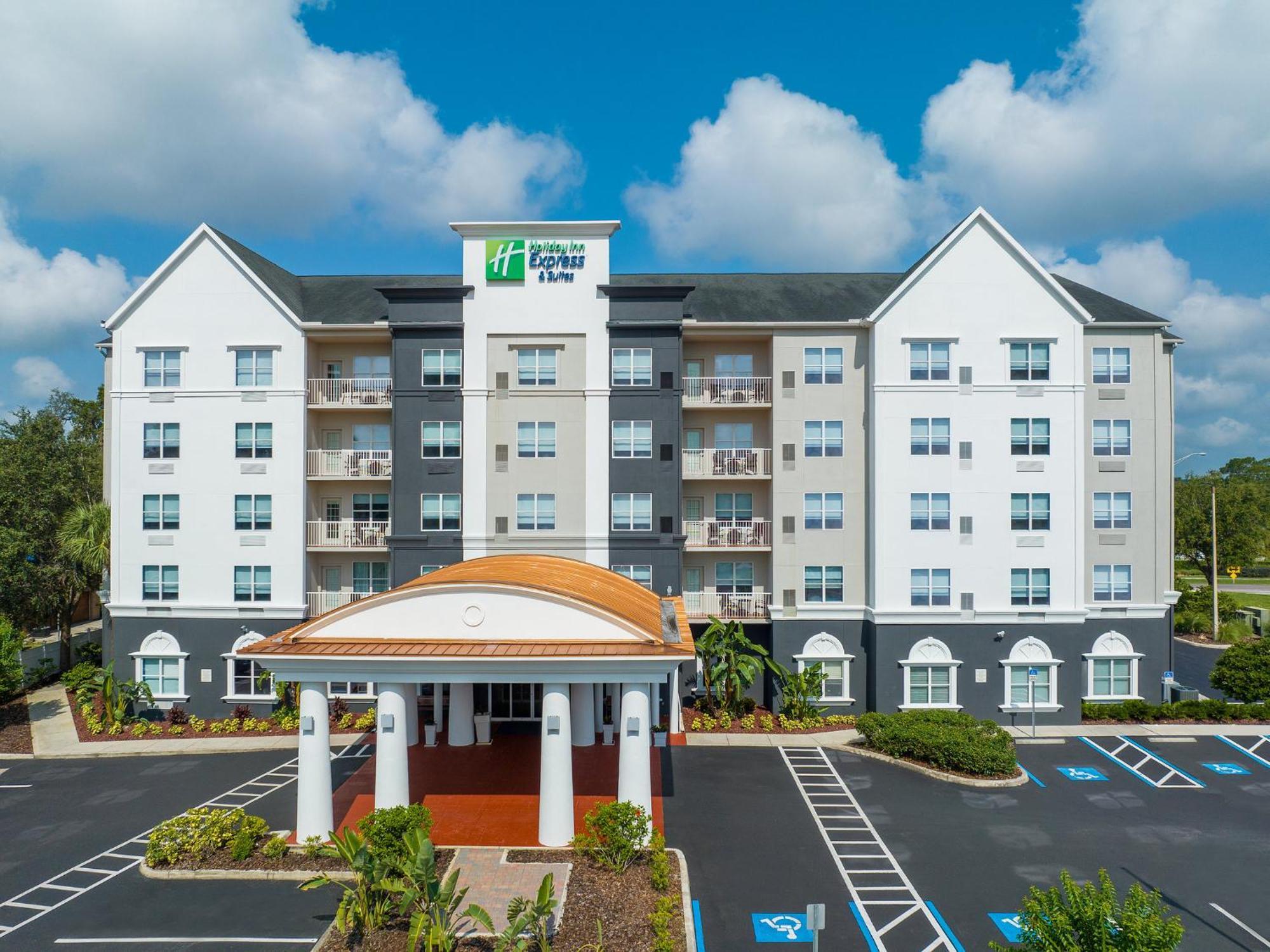 Hotel Holiday Express & North I-4 By Ihg